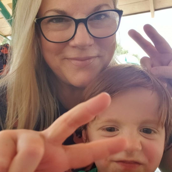 Meet your Posher, Susan - Picture 10 of 16